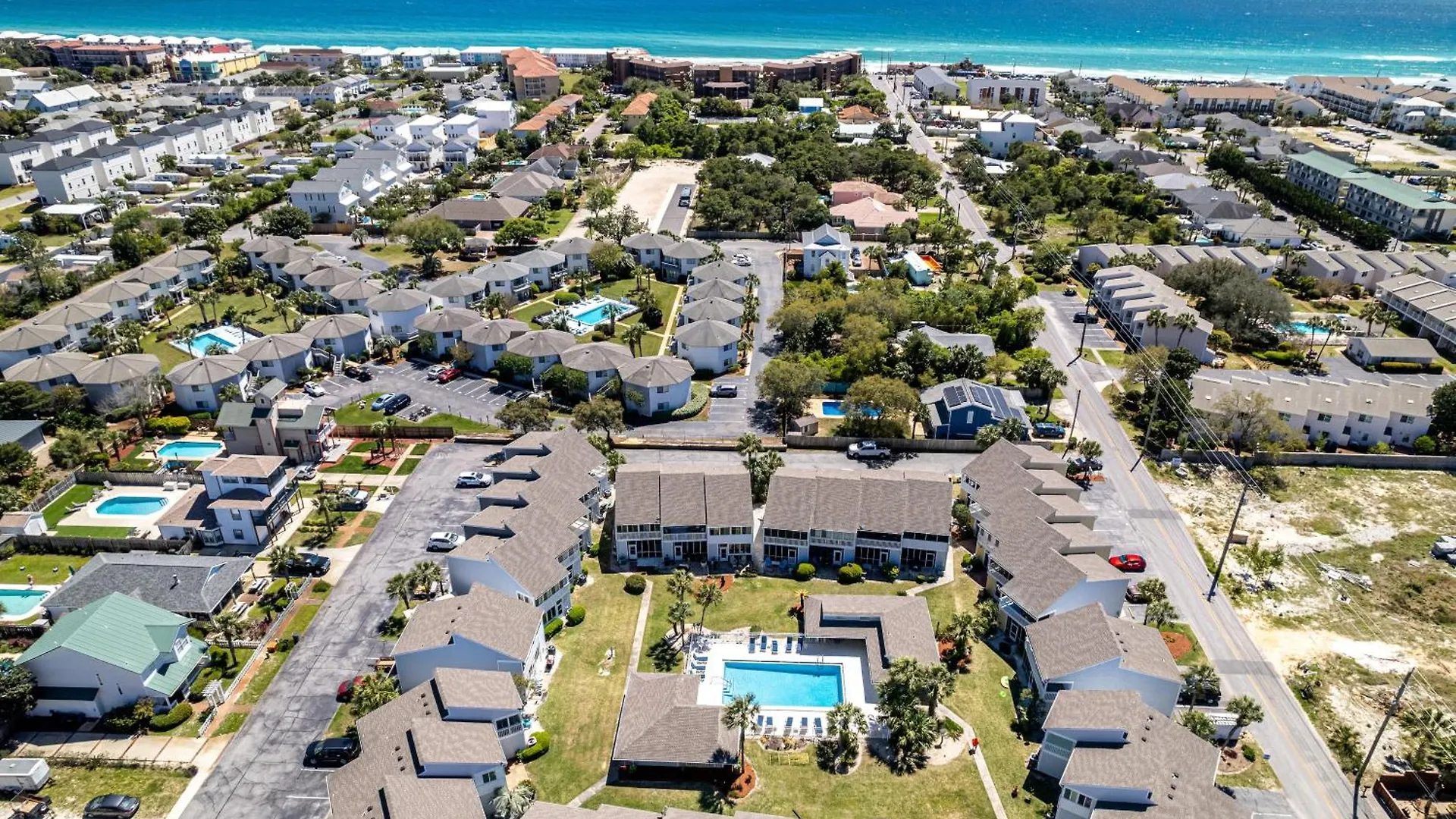 Sandpiper Cove 4117- By Holiday Isle Properties Destin Apartment